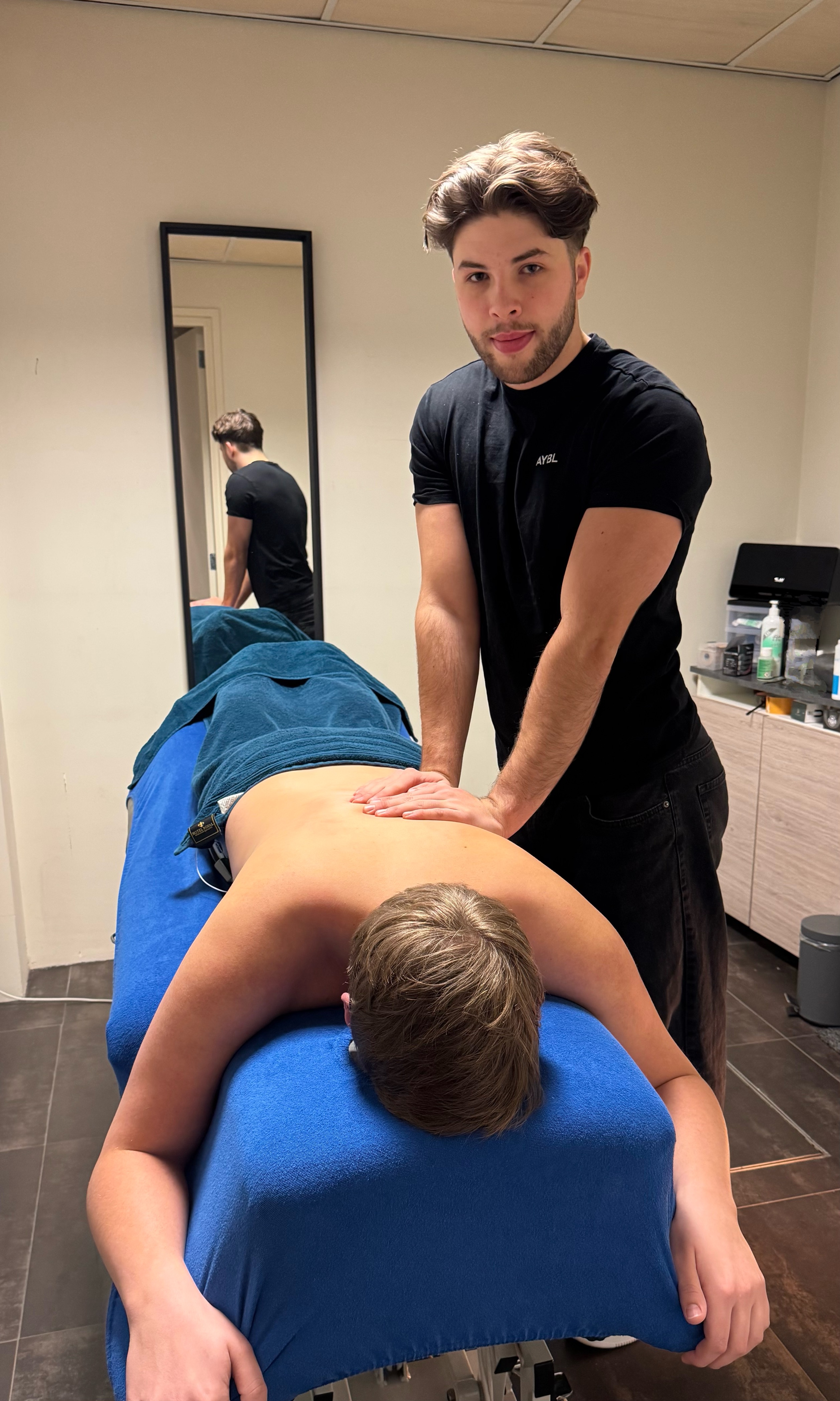 sportmasseur-gijs-aan-het-werk